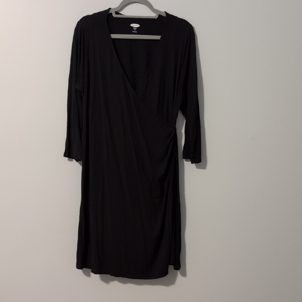 Old Navy Black Maternity Dress